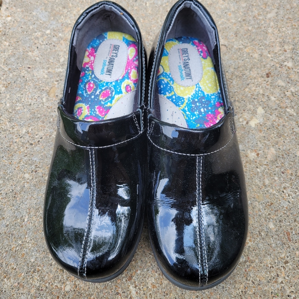 Sofwalk Meredith Grey Nursing Shoes